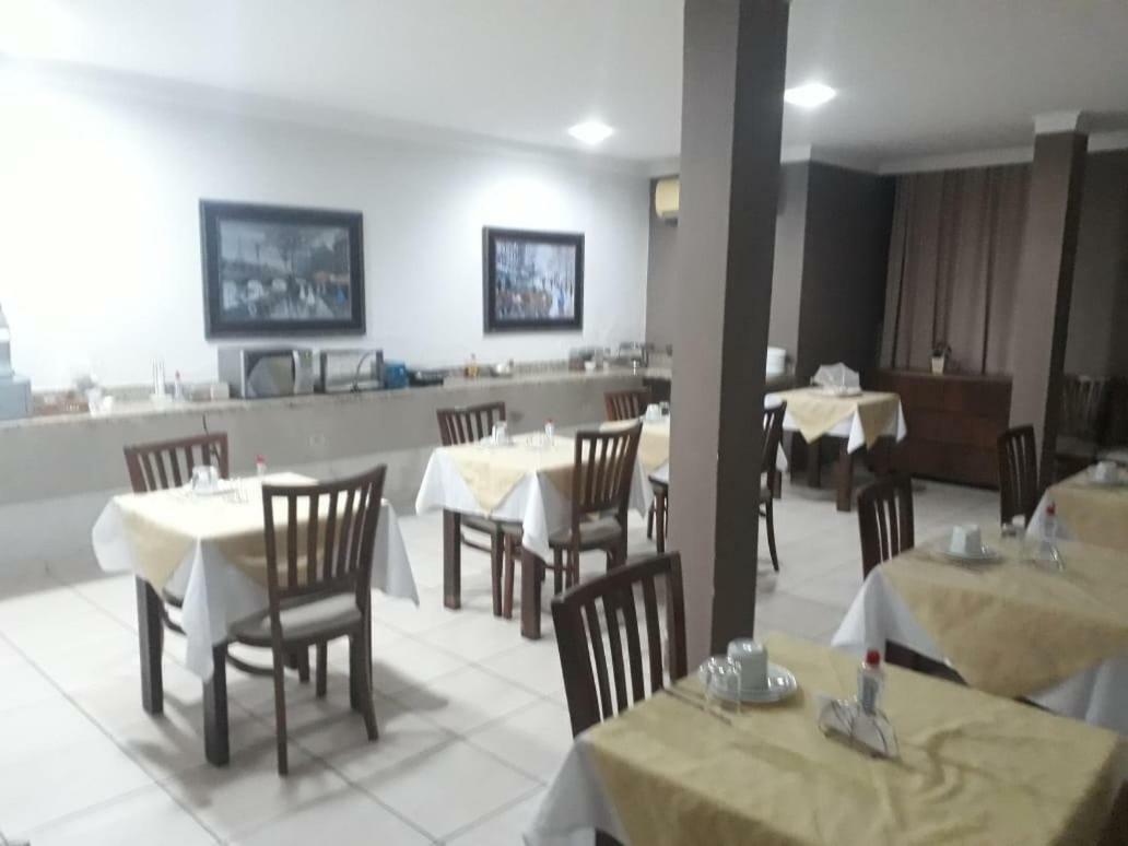 Hotel E Restaurante Canta Galo
